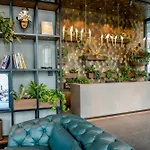One Hotel 3*