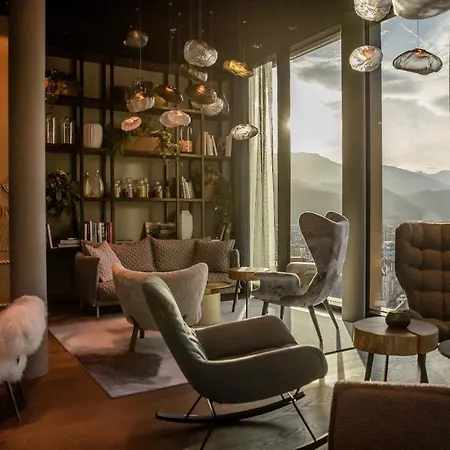 Hotel One 3*