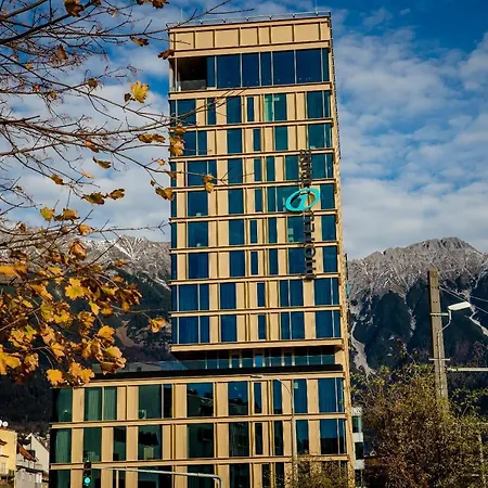 Hotel One 3*