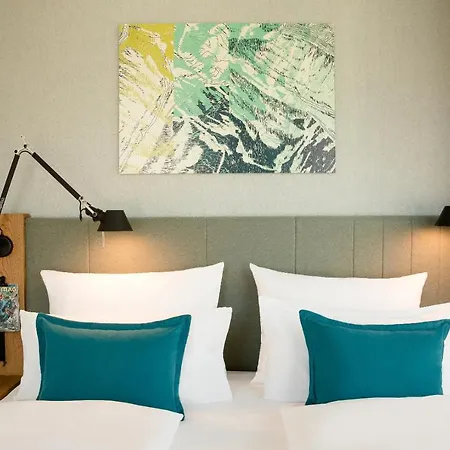Hotel One 3*