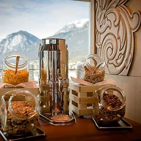 Hotel One