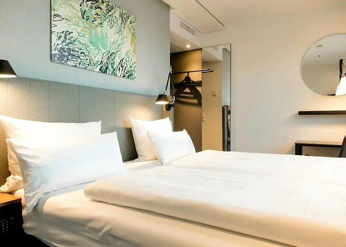 One فندق إنسبروك