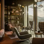 Hotell One