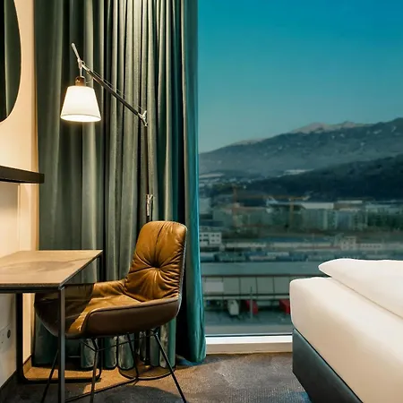 Hotell One